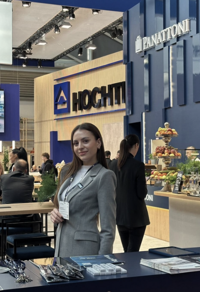 Home eventmates hostess & promotionagentur professionelles eventpersonal für messen, promotion & veranstaltungen. (24)